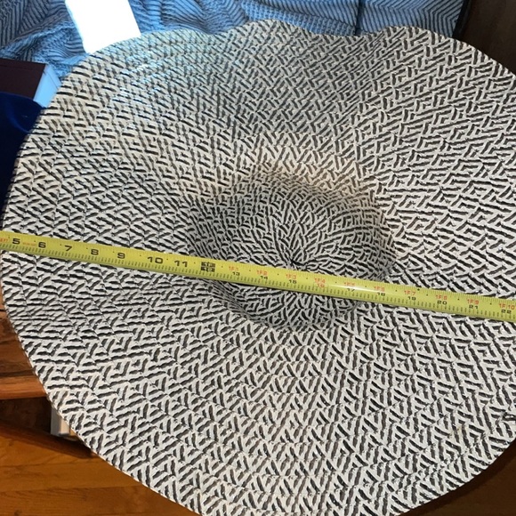 Women's Sunvisor - Picture 6 of 8